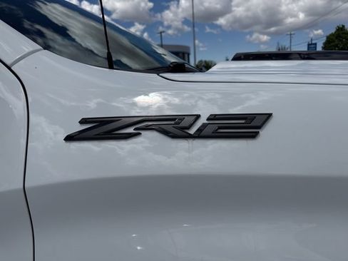 Used 2023 Chevrolet Silverado 1500 ZR2 w/ Technology Package AWD/4WD image 10