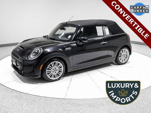 Used 2024 MINI Cooper S image 1
