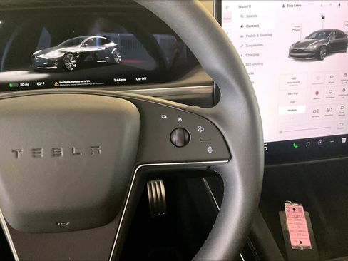 Used 2024 Tesla Model S image 21