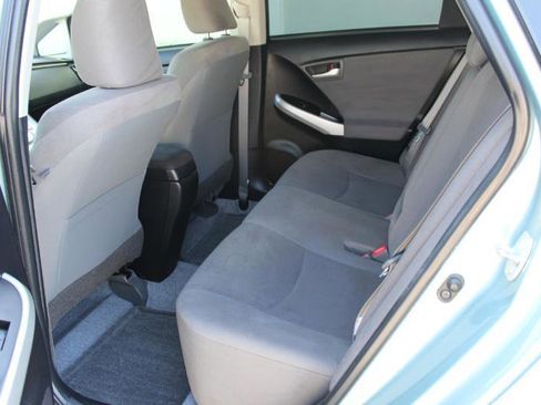 Used 2015 Toyota Prius Two FWD image 13