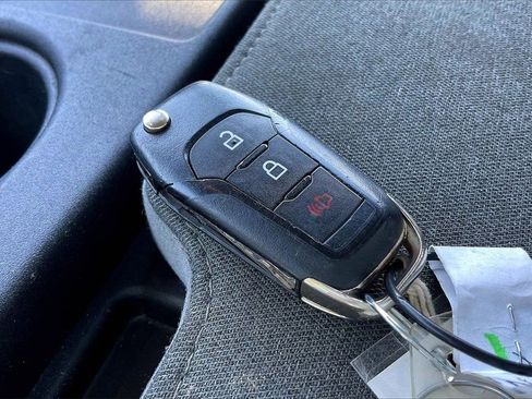 Used 2023 Ford F150 XLT image 34