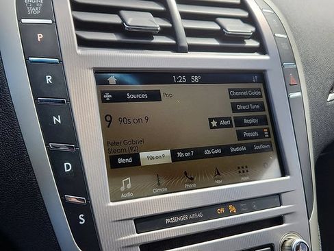 Used 2019 Lincoln MKZ Reserve w/ Reserve Plus Package AWD/4WD image 17