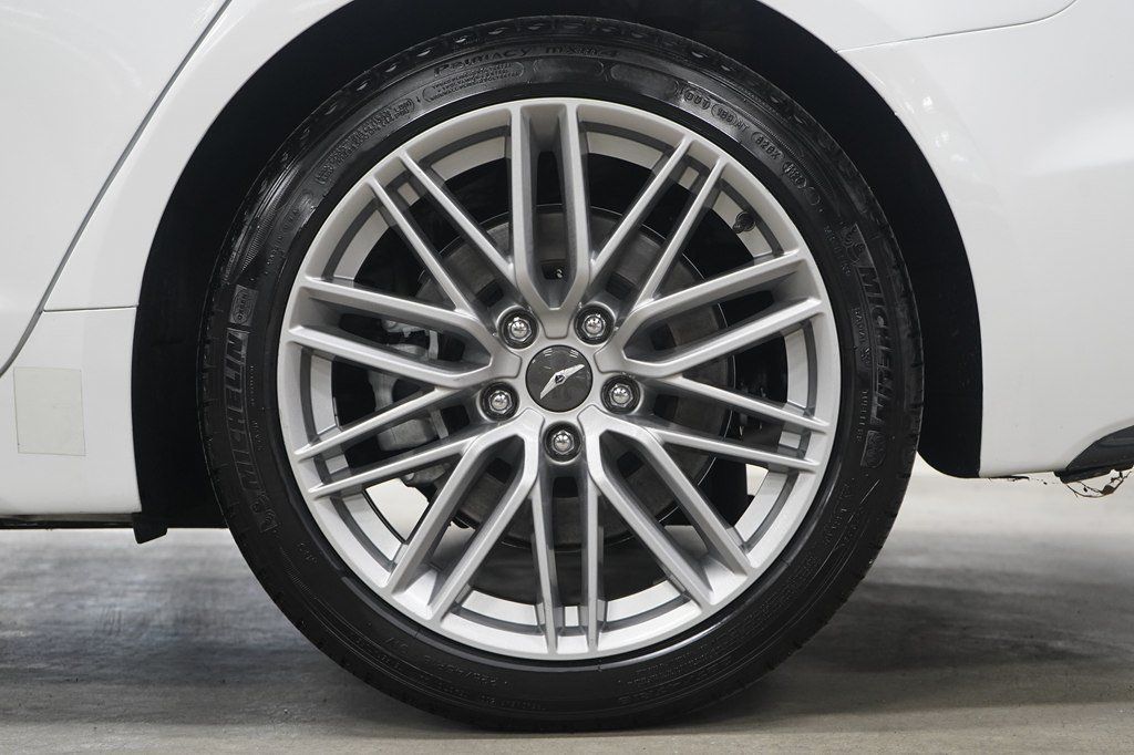 Used 2020 Genesis G70 2.0T RWD image 33