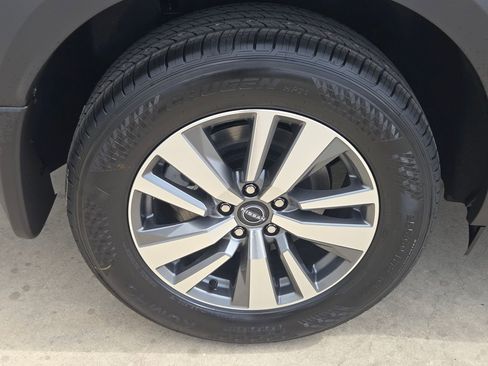 New 2026 Nissan Pathfinder SL FWD image 21