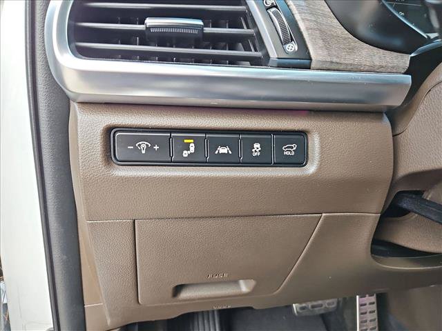 Used 2020 Kia Telluride SX w/ Towing Package FWD image 24