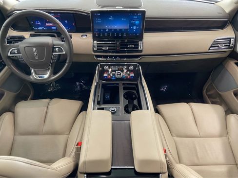 Used 2024 Lincoln Navigator L Reserve image 33