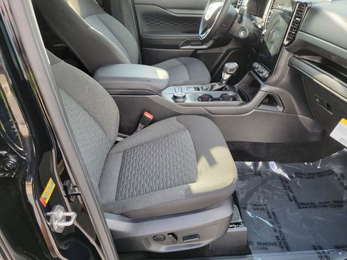 Used 2025 Ford Ranger XLT AWD/4WD image 13