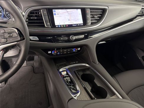 Certified 2023 Buick Enclave Avenir w/ Avenir Technology Package FWD image 30