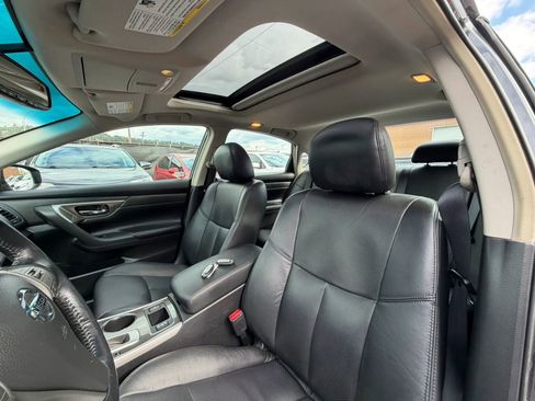 Used 2013 Nissan Altima 2.5 SL FWD image 24