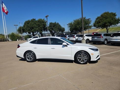 Used 2022 Hyundai Sonata SEL w/ Cargo Package image 4