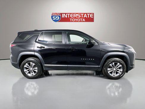 Used 2025 Chevrolet Equinox LT FWD image 8