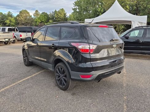 Used 2017 Ford Escape SE w/ Equipment Group 201A AWD/4WD image 7