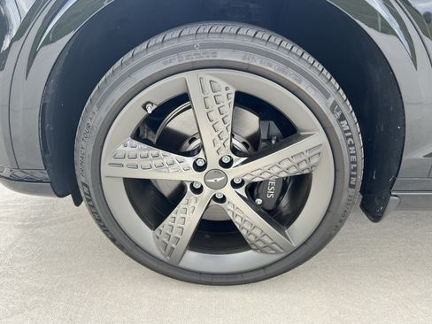 Used 2023 Genesis GV70 2.5T w/ Sport Prestige Package AWD/4WD image 13
