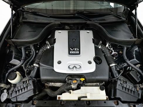 Used 2013 INFINITI G37 x w/ Premium Pkg image 3