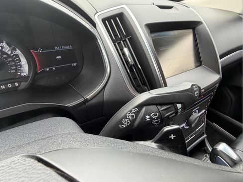 Used 2015 Ford Edge Titanium AWD/4WD image 16