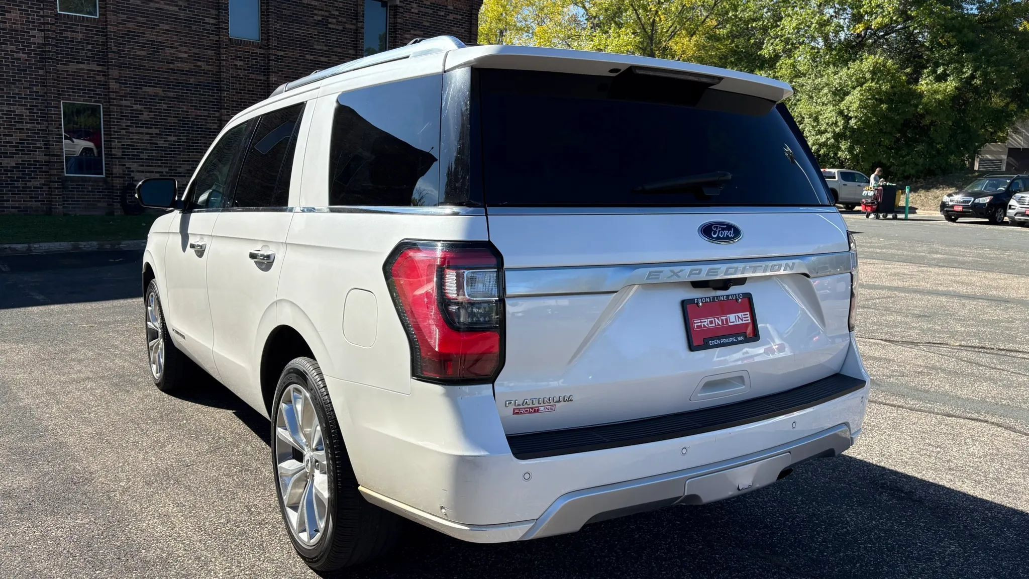 Used 2018 Ford Expedition Platinum AWD/4WD image 7