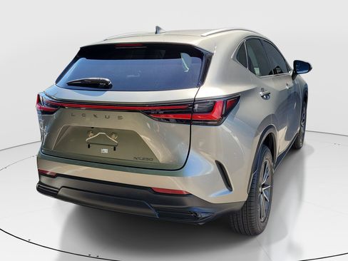 Used 2024 Lexus NX 250 FWD w/ Towing Package (2000 Lbs) image 7