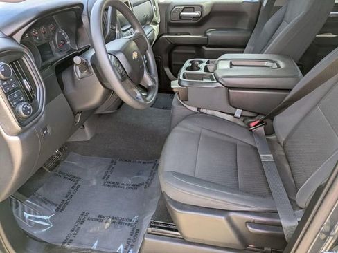 Used 2020 Chevrolet Silverado 1500 Custom w/ Custom Value Package image 12