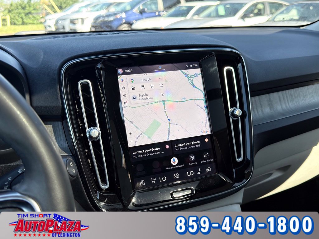 Used 2023 Volvo XC40 B4 Ultimate FWD image 23