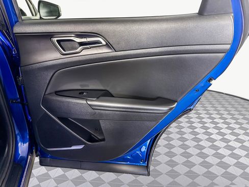 Used 2023 Kia Sportage EX image 28