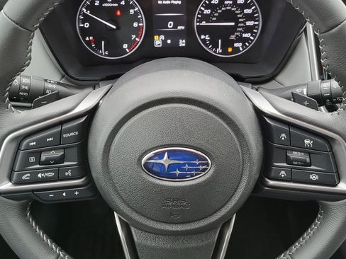 Used 2025 Subaru Outback Premium AWD/4WD image 13