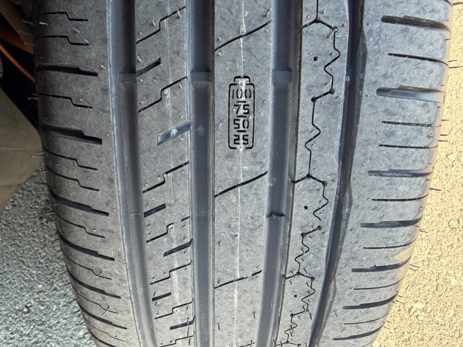 Used 2025 Nissan Leaf S FWD image 45