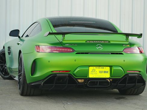 Used 2018 Mercedes-Benz AMG GT R image 6