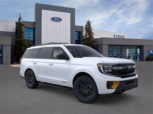 New 2026 Ford Expedition Tremor image 7