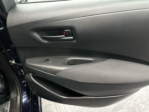 Used 2025 Toyota Corolla LE image 13