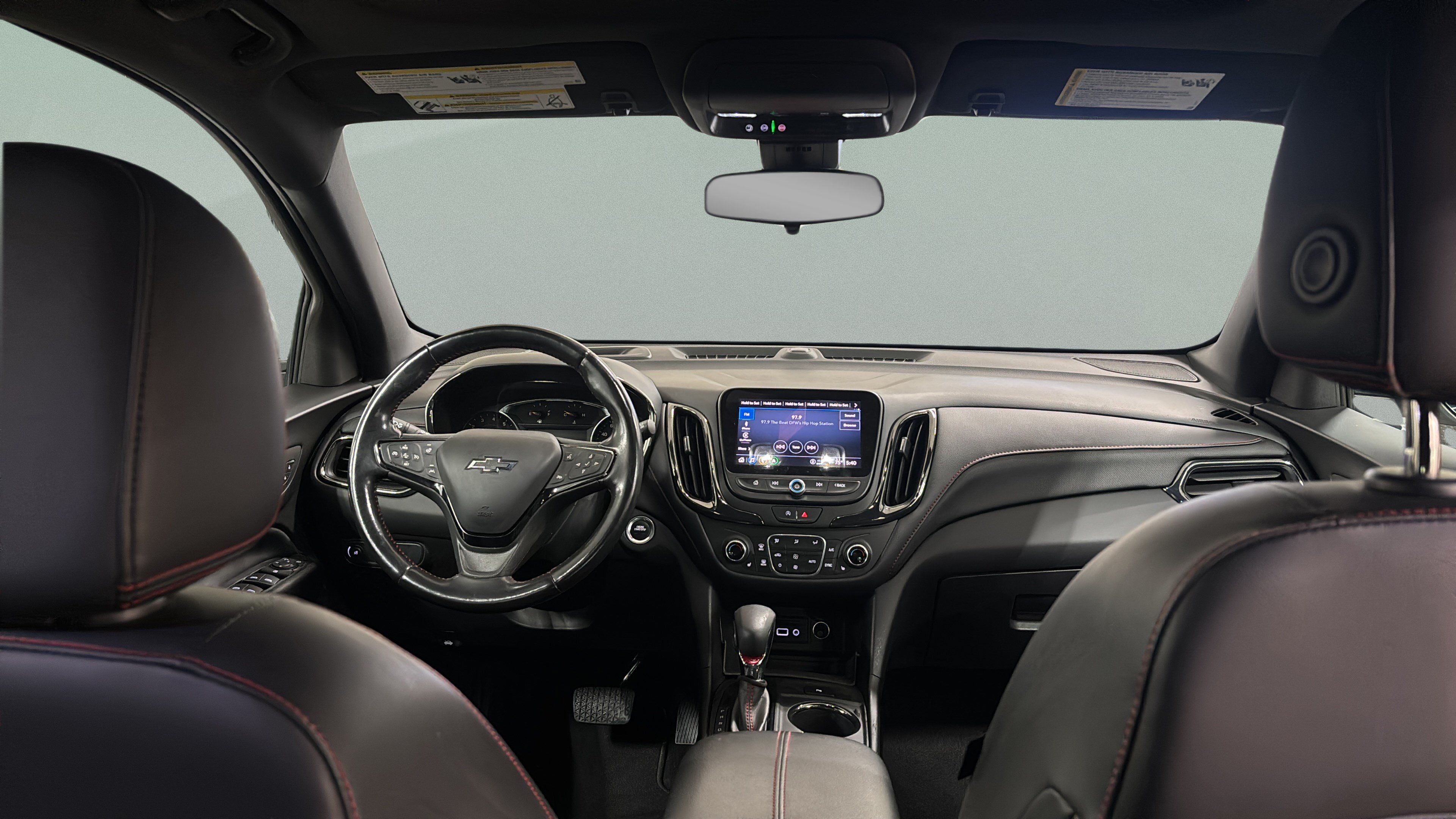 Used 2022 Chevrolet Equinox RS w/ Infotainment Package FWD image 23