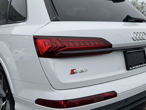 Used 2024 Audi SQ7 Premium Plus AWD/4WD image 7