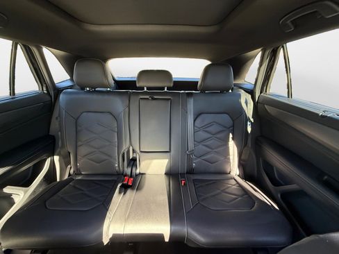 New 2026 Volkswagen Atlas Cross Sport SE image 12