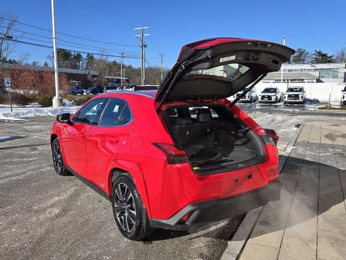 Used 2022 Lexus UX 250h w/ Premium Package image 16