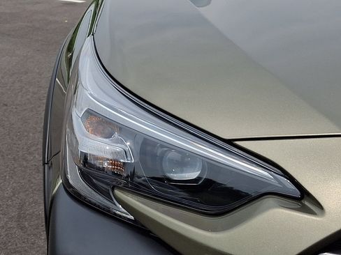 Certified 2024 Subaru Outback Touring AWD/4WD image 10