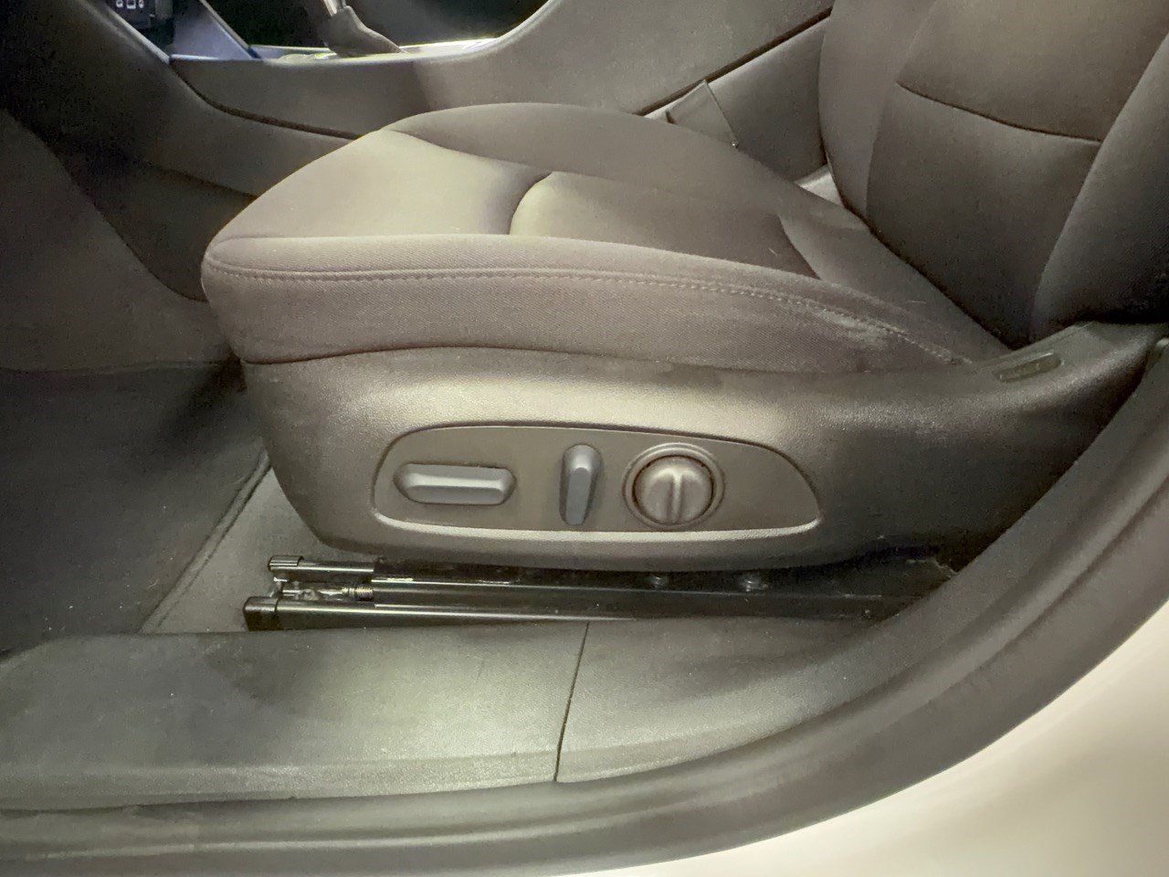 Used 2022 Chevrolet Malibu RS FWD image 16