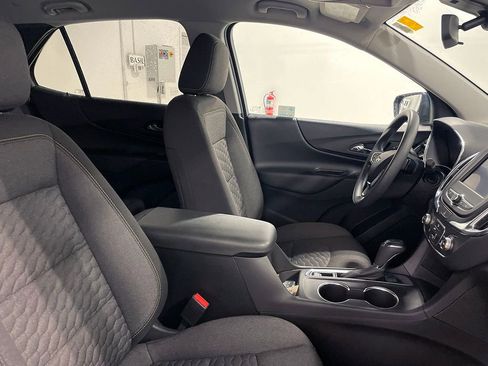 Used 2021 Chevrolet Equinox LT image 27
