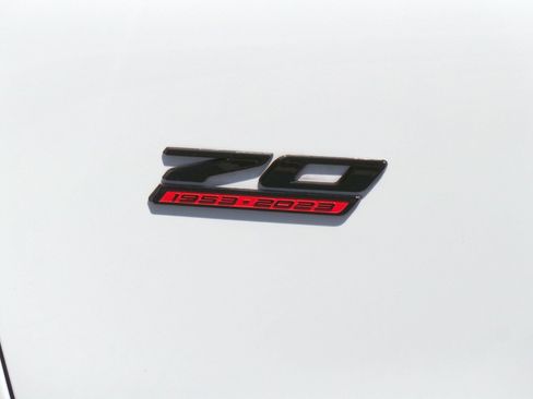 Used 2023 Chevrolet Corvette Stingray Premium Conv w/ Z51 Performance Package RWD image 14