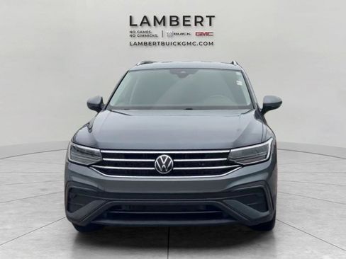 Used 2023 Volkswagen Tiguan SE AWD/4WD image 8