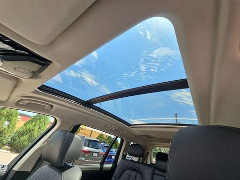 Used 2023 BMW X7 xDrive40i image 18