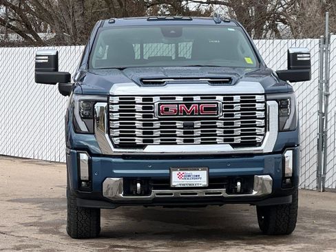 New 2026 GMC Sierra 2500 Denali w/ Denali Reserve Package image 6