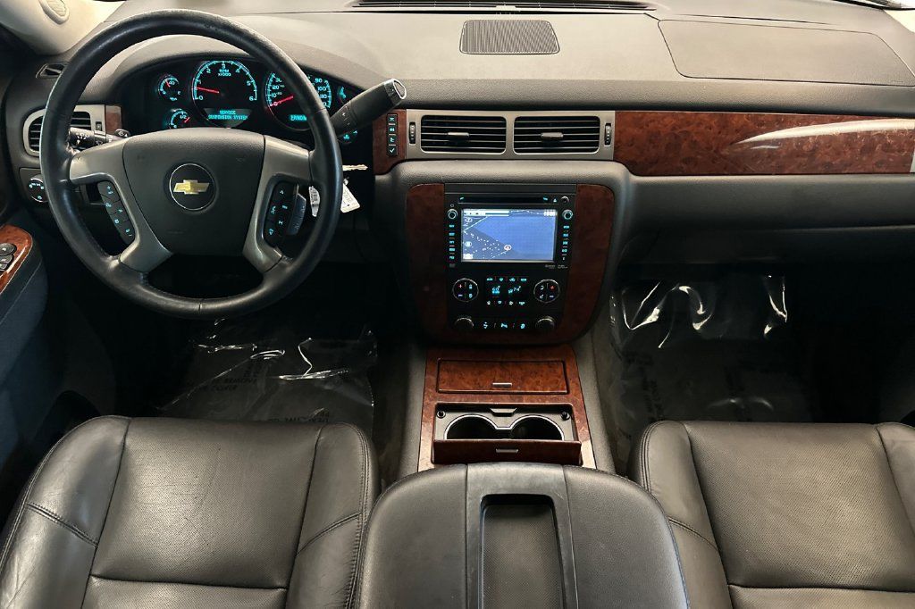 Used 2013 Chevrolet Tahoe LTZ RWD image 13