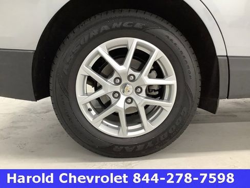 Used 2023 Chevrolet Equinox LT w/ LPO, Floor Liner Package image 7