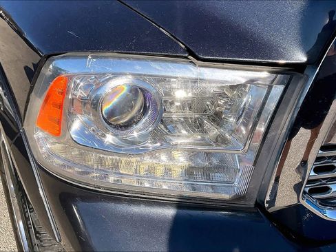 Used 2018 RAM 1500 Laramie w/ Convenience Group image 24