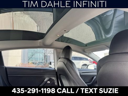 Used 2021 Tesla Model 3 Performance image 16