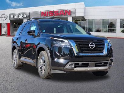 New 2025 Nissan Pathfinder SL
