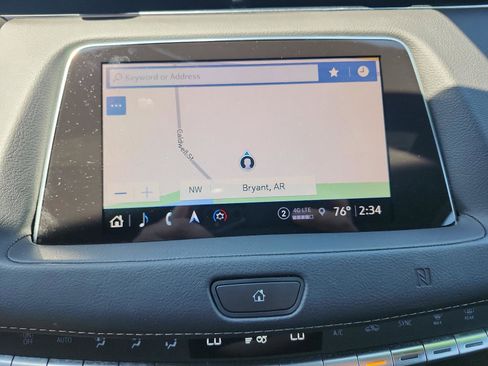 Used 2021 Cadillac XT4 Premium Luxury image 17