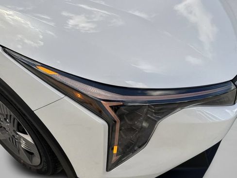 New 2026 Kia K4 FWD image 35