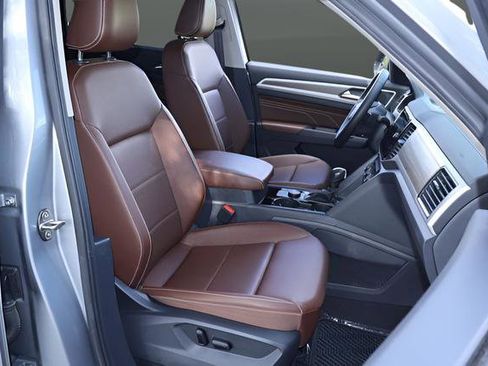 Certified 2023 Volkswagen Atlas SEL AWD/4WD image 22