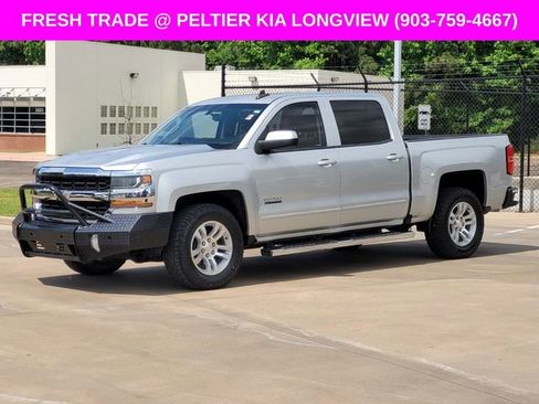 Used 2018 Chevrolet Silverado 1500 LT w/ Texas Edition RWD image 3