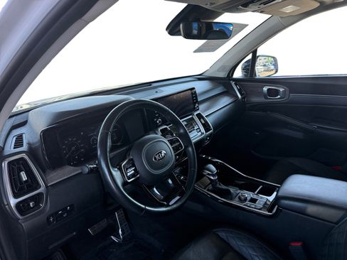 Used 2021 Kia Sorento SX Prestige image 9